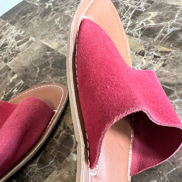 Beach by Matisse Cabana Red Suede Slide Sandals - Picture 11 of 14